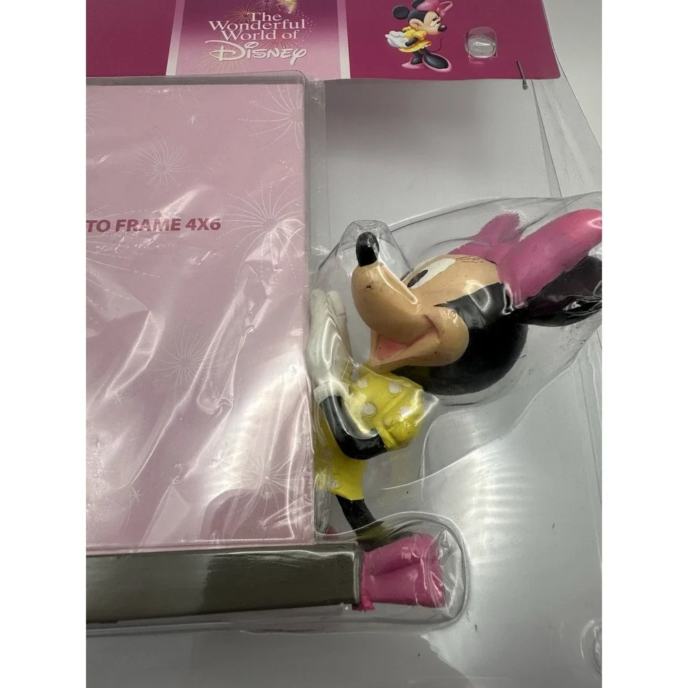 Disney Minnie Mouse 3d Photo Frame 4x6  Vintage 1990s Wonderful World of Disney